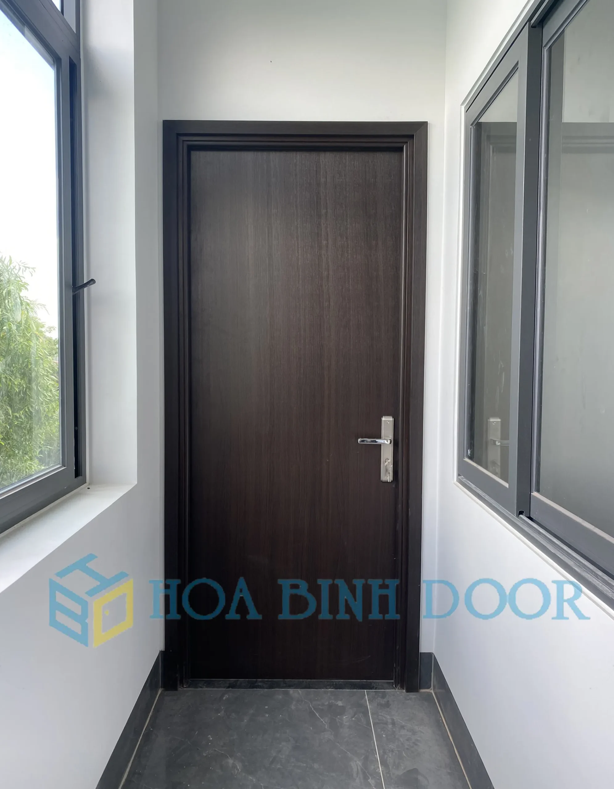 CỬA NHỰA COMPOSITE TẠI TRẢNG BÀNG - TÂY NINH / CỬA NHỰA GIÁ RẺ