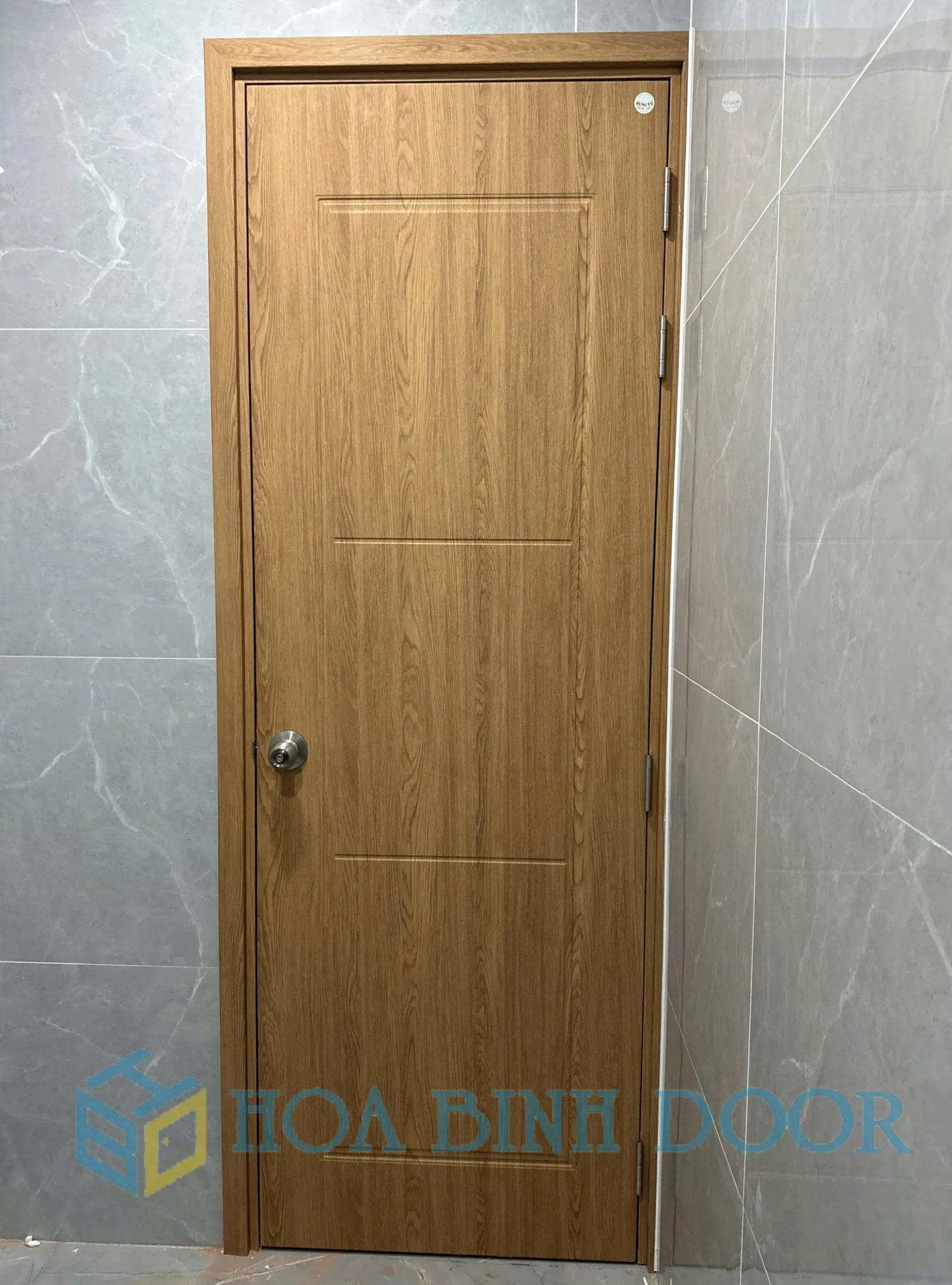 CỬA NHỰA COMPOSITE TẠI LONG THÀNH - ĐỒNG NAI 