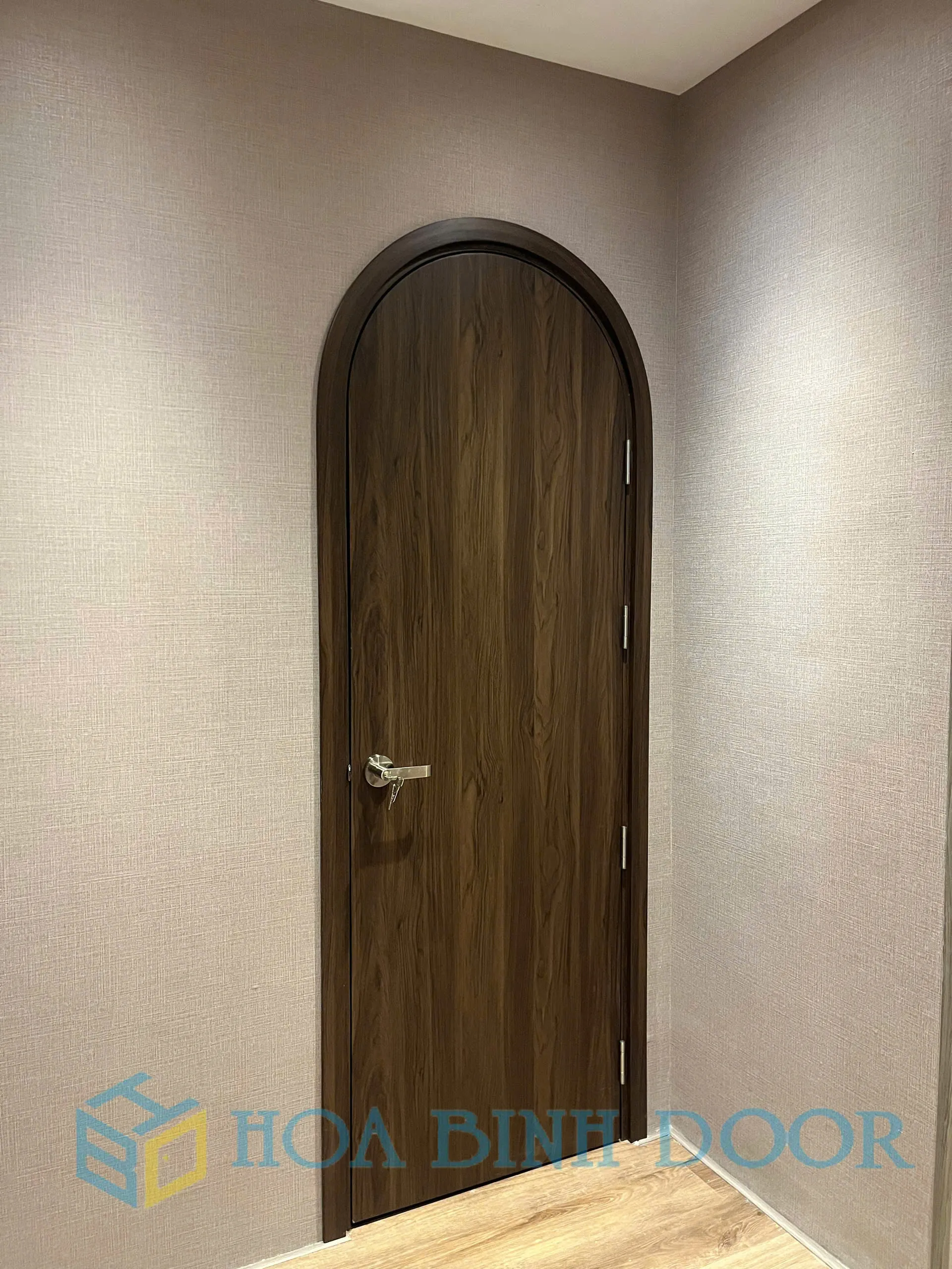 CỬA VÒM NHỰA COMPOSITE TẠI CẦN GIUỘC - LONG AN 