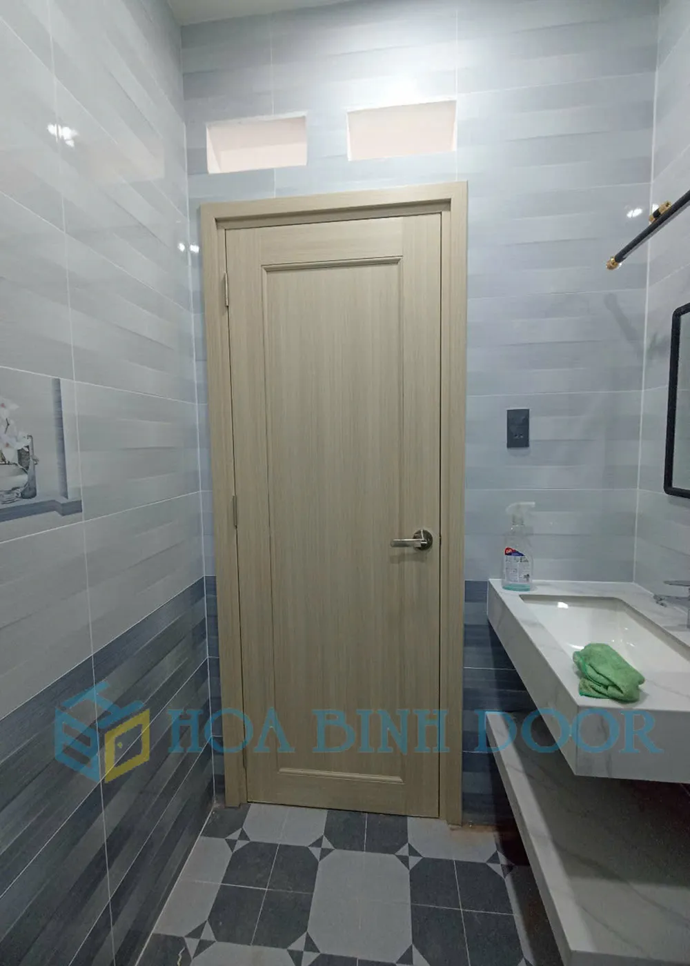 CỬA NHỰA ĐÀI LOAN TẠI QUẬN 12 - MẪU CỬA NHỰA ĐẸP