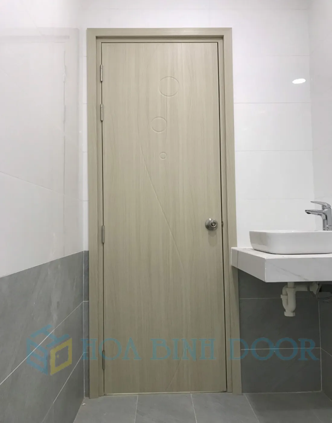CỬA NHỰA COMPOSITE TẠI CẨM MỸ / ĐỒNG NAI - GIÁ TỐT TẬN XƯỞNG