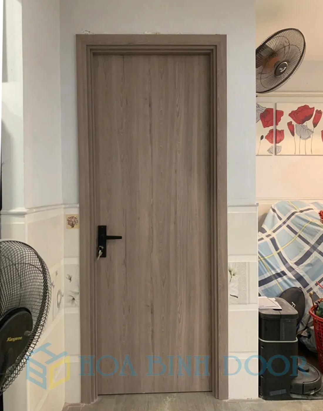 CỬA GỖ CÔNG NGHIỆP MDF MELAMINE TẠI QUẬN 12 - MẪU CỬA HIỆN ĐẠI