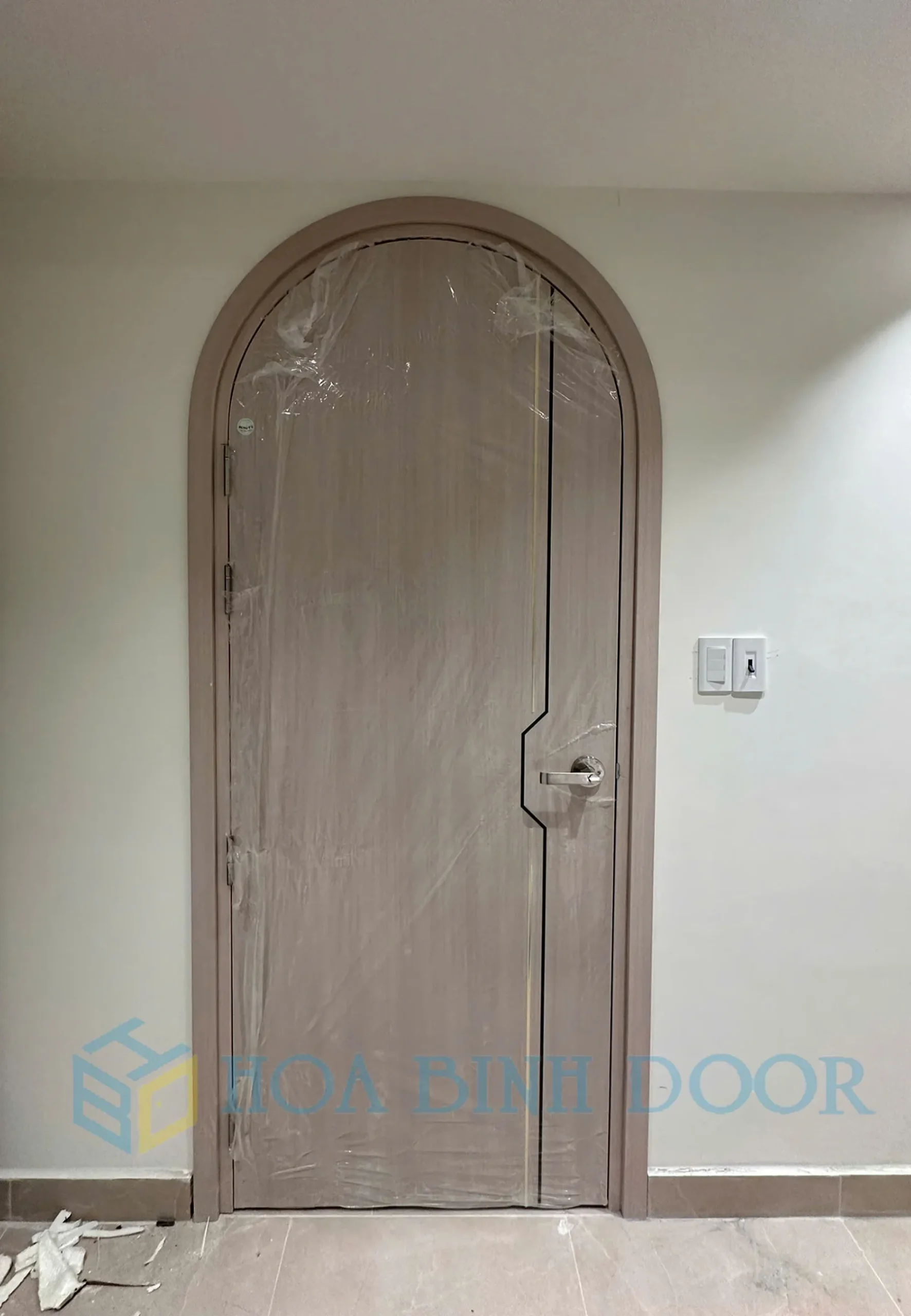 CỬA VÒM NHỰA COMPOSITE TẠI LONG THÀNH - MẪU CỬA ĐA DẠNG