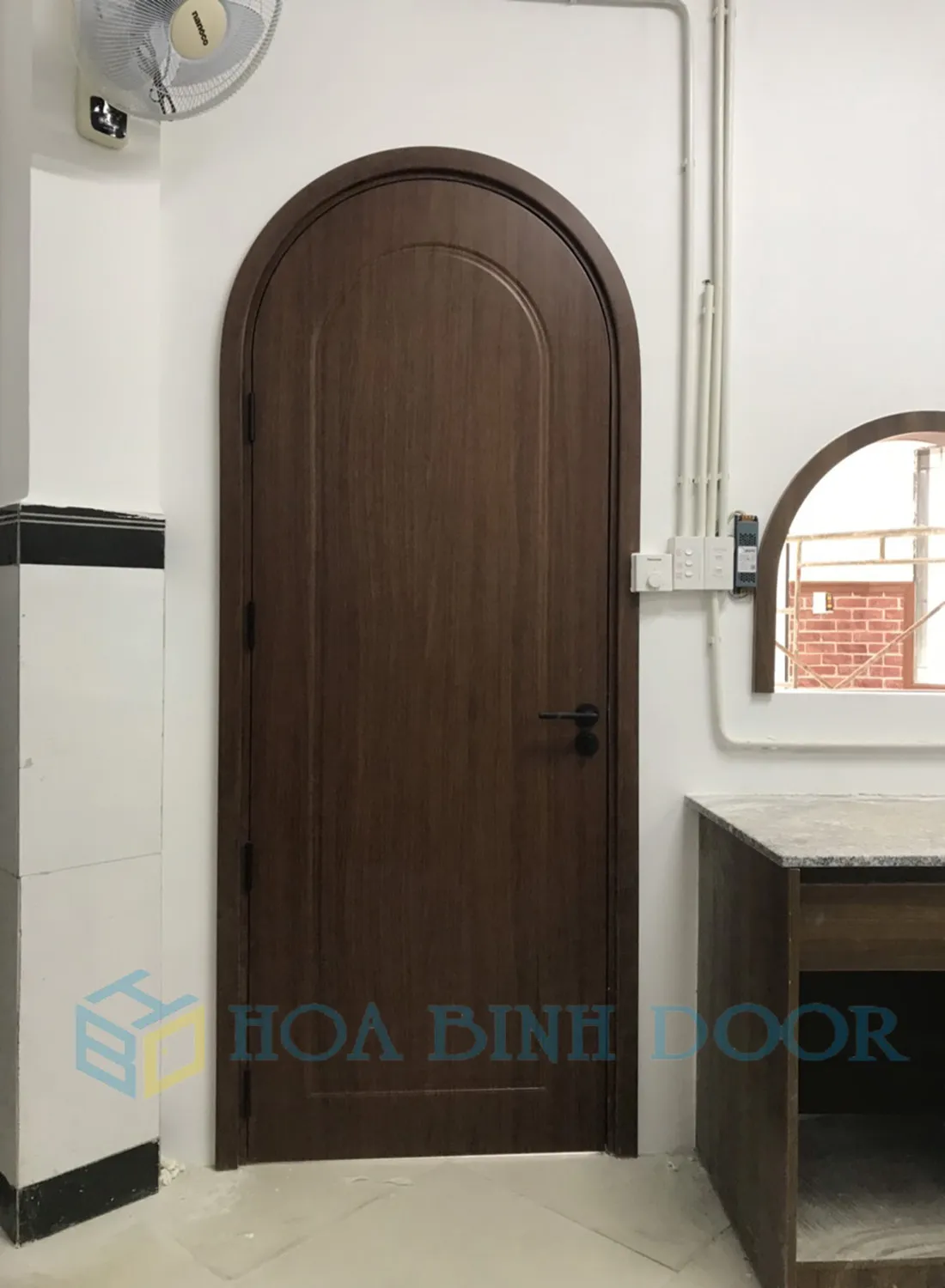 CỬA NHỰA COMPOSITE TẠI PHƯỜNG PHÚ THỌ - HỒ CHI MINH