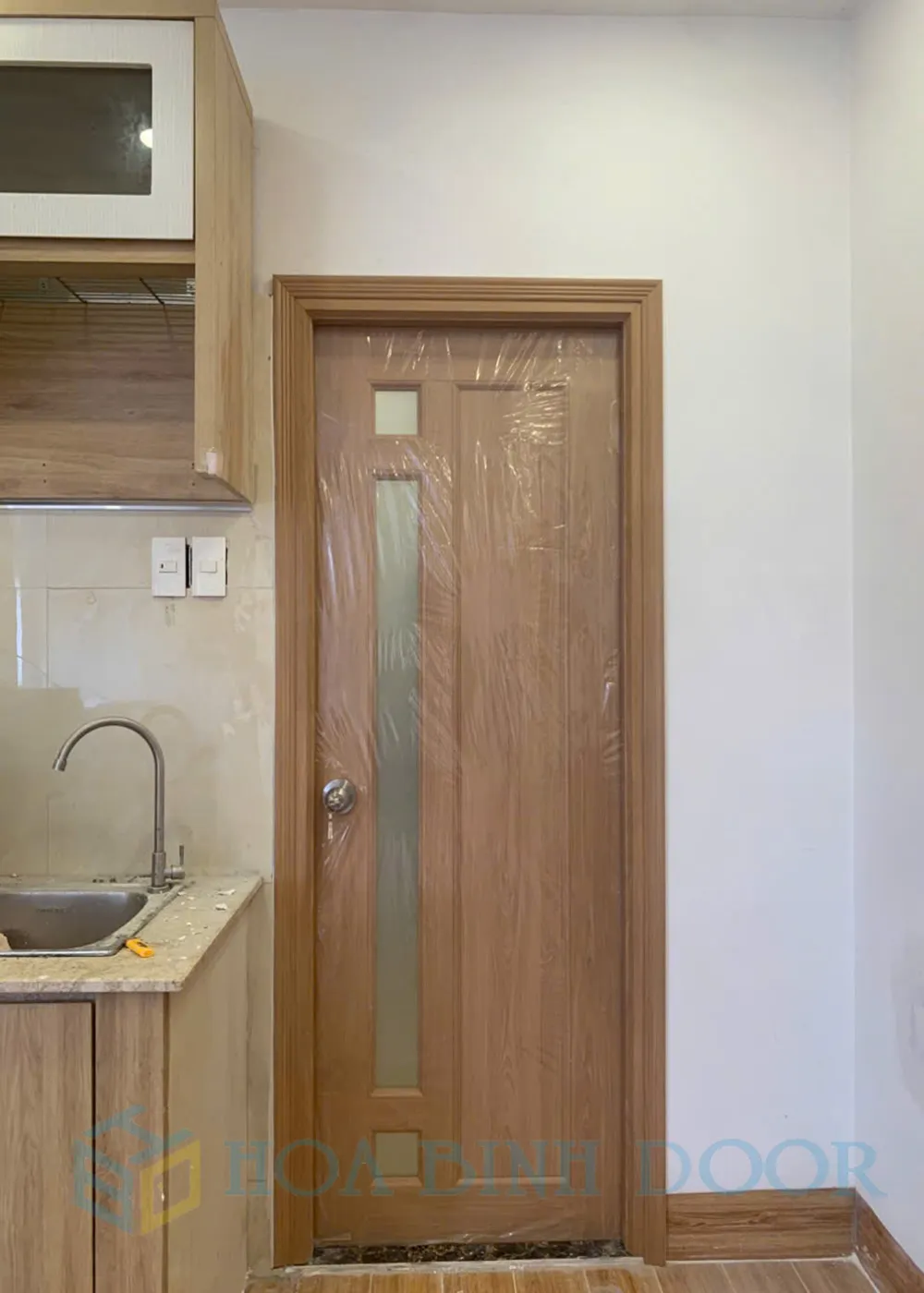 CỬA NHỰA ĐÀI LOAN TẠI PHƯỜNG PHÚ THỌ – HỒ CHÍ MINH