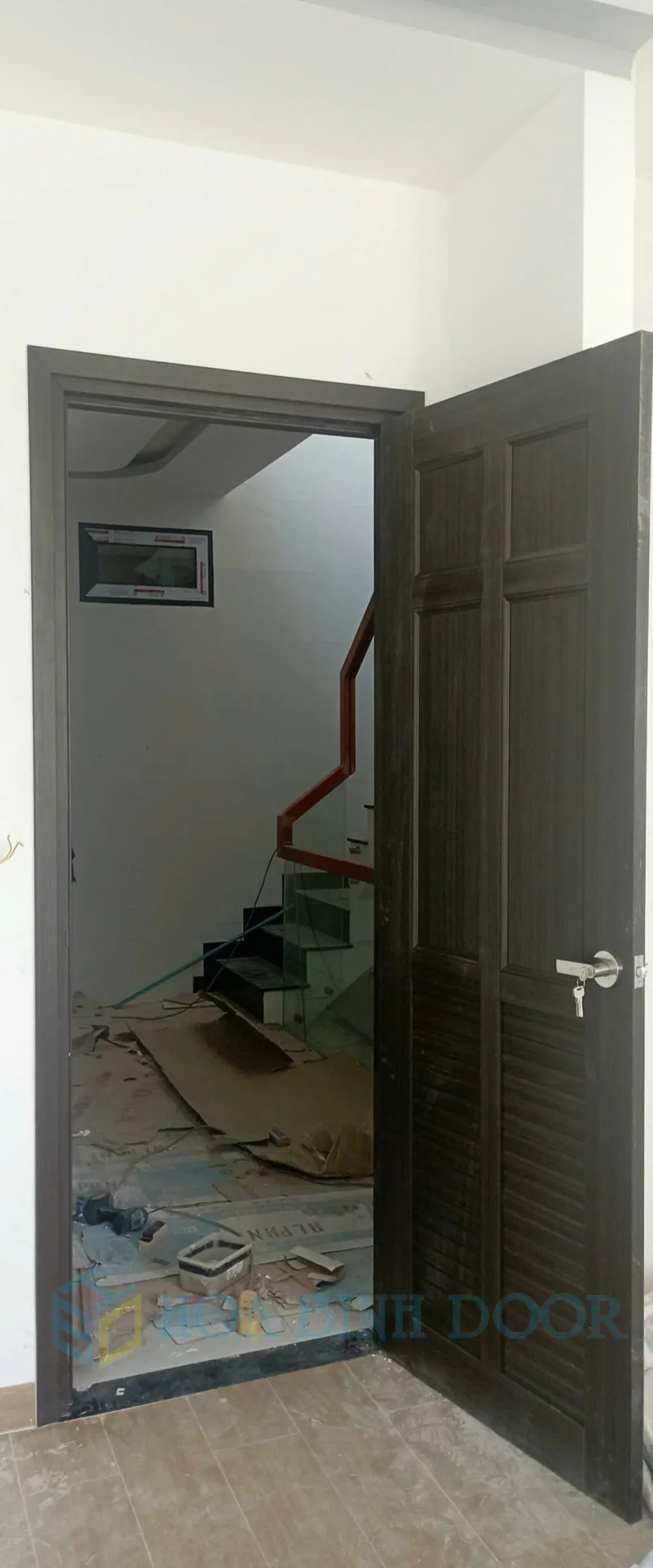 CỬA NHỰA ĐÀI LOAN TẠI DIÊN HỒNG -THÀNH PHỐ HỒ CHÍ MINH