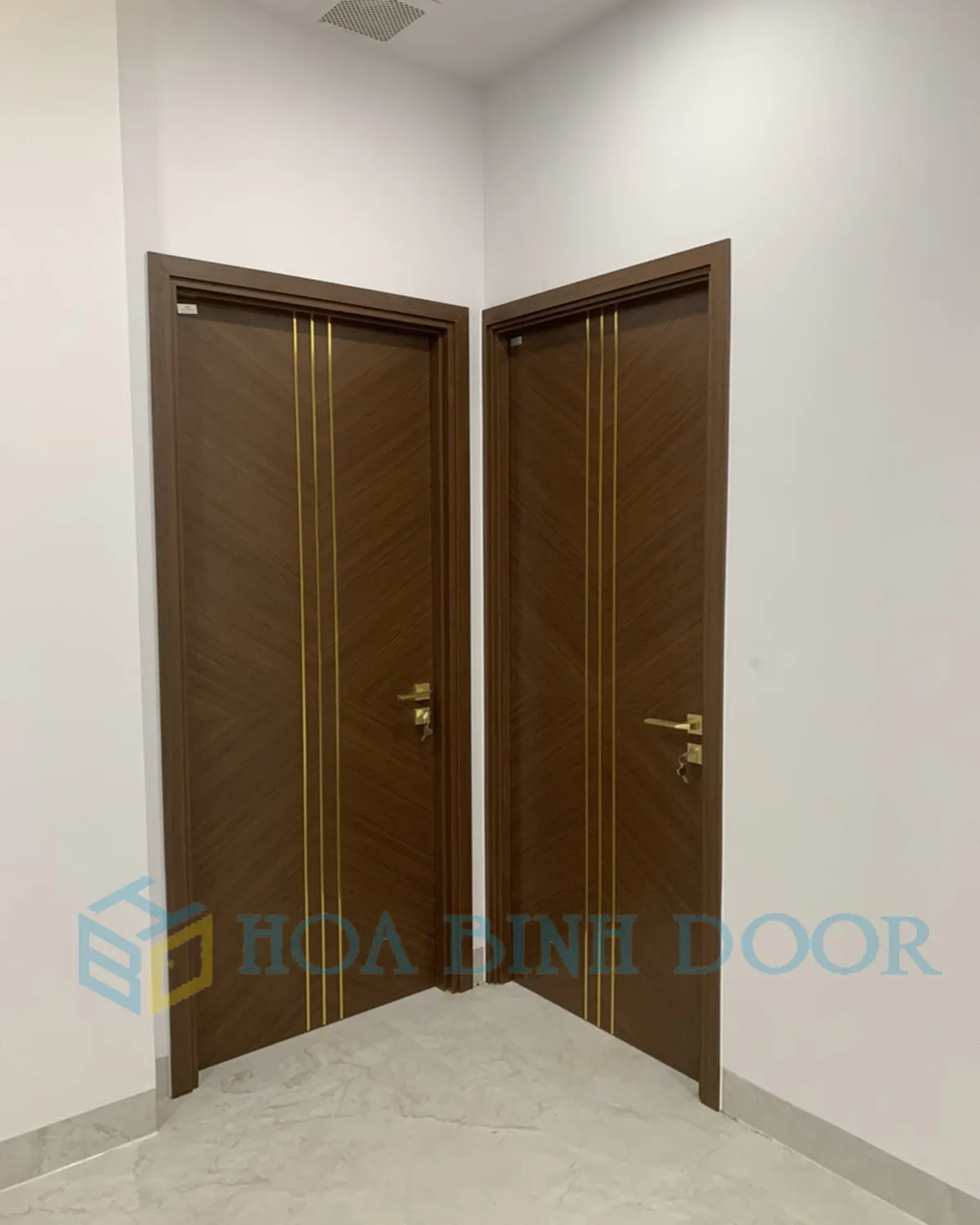 CỬA GỖ CÔNG NGHIỆP TẠI PHƯỜNG DIÊN HỒNG