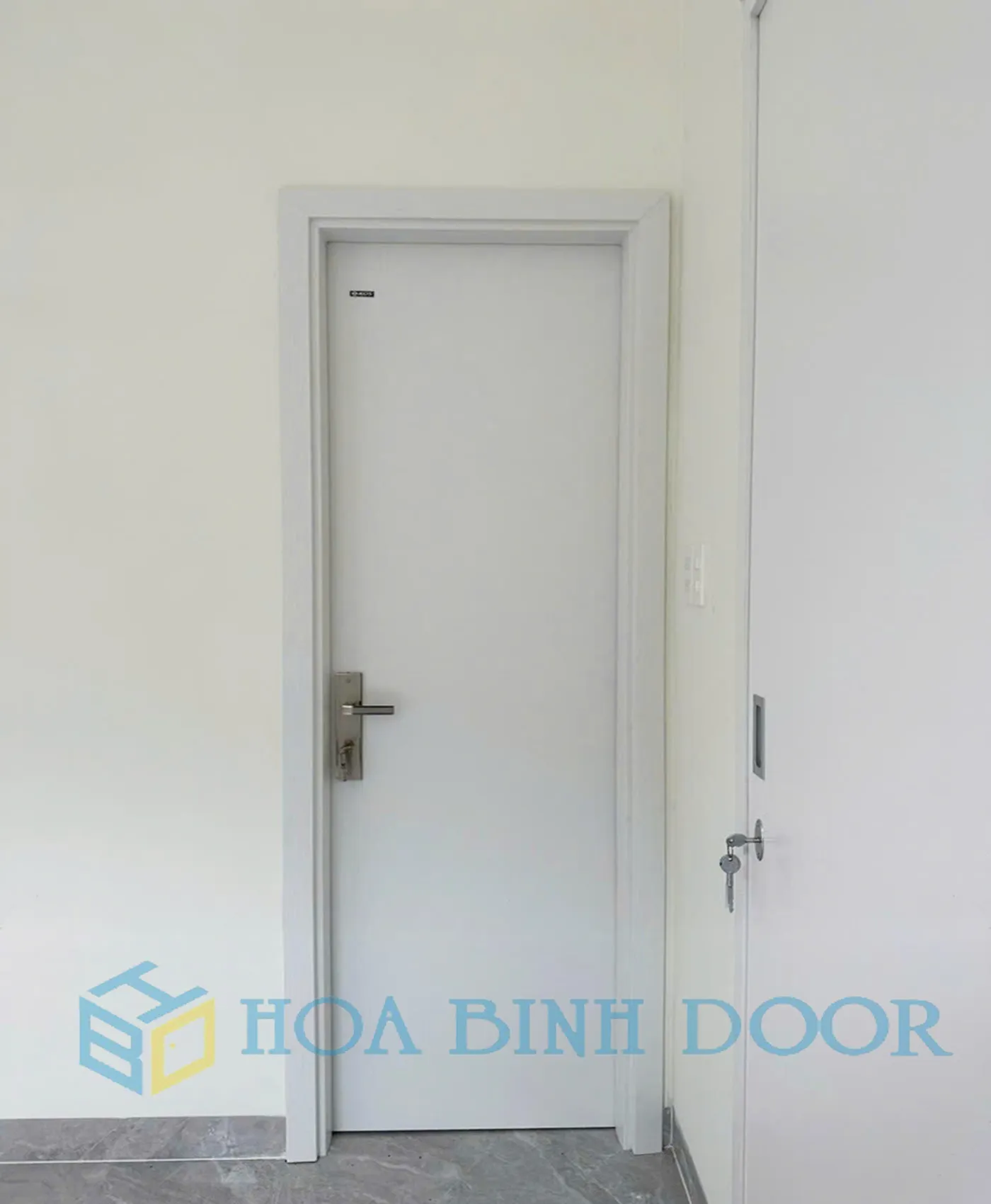 CỬA NHỰA ABS HÀN QUỐC TẠI PHƯỜNG TÂN THUẬN - HỒ CHÍ MINH