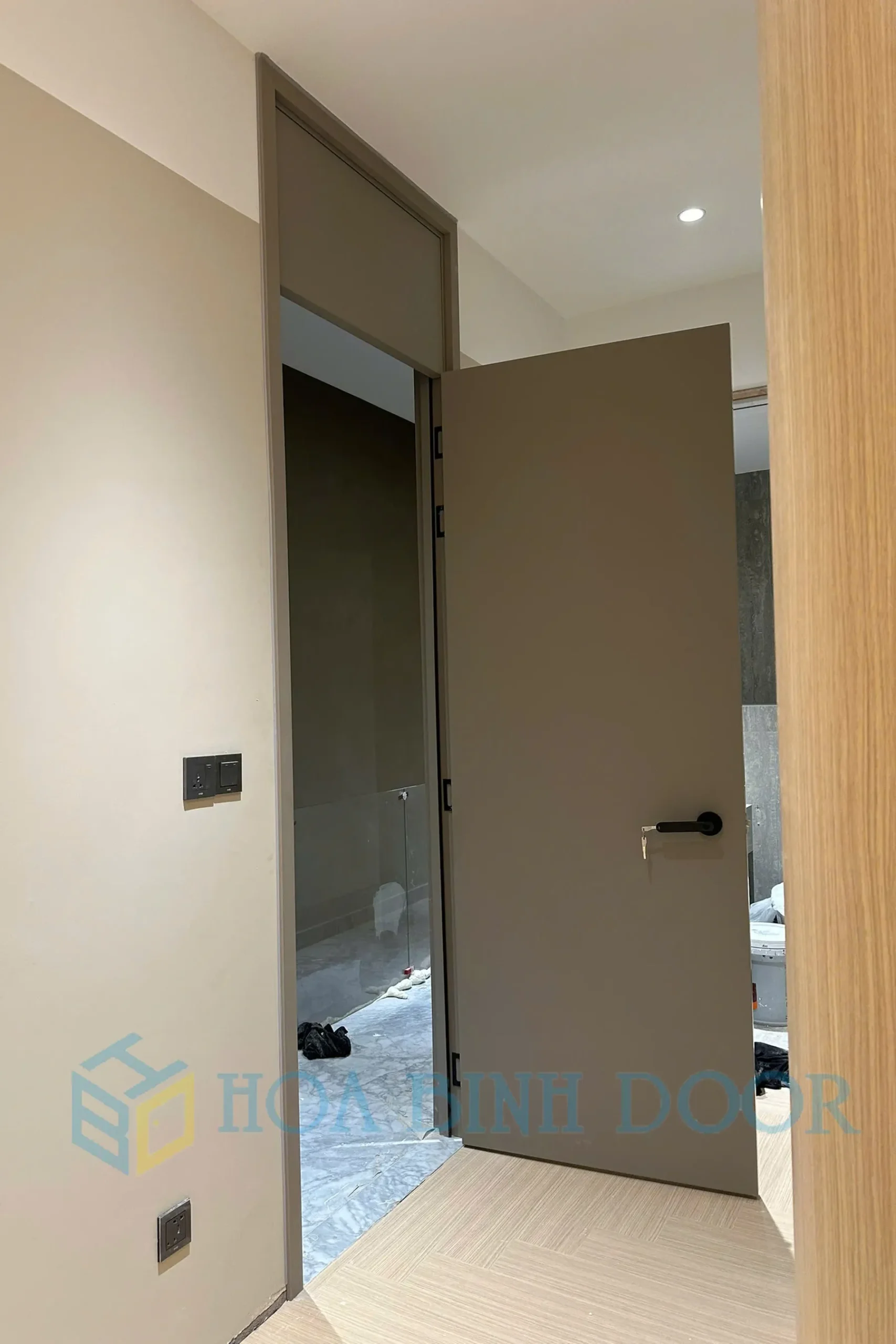 CỬA NHỰA COMPOSITE TẠI PHƯỜNG TÂN THUẬN - HỒ CHÍ MINH