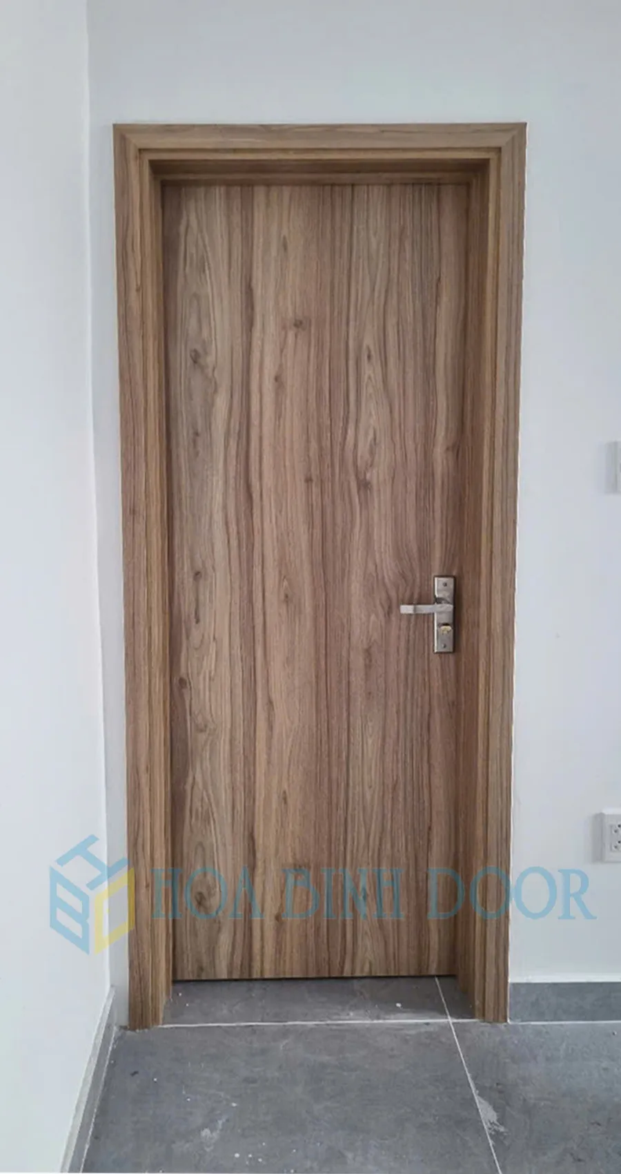 CỬA GỖ CÔNG NGHIỆP TẠI PHƯỜNG DIÊN HỒNG