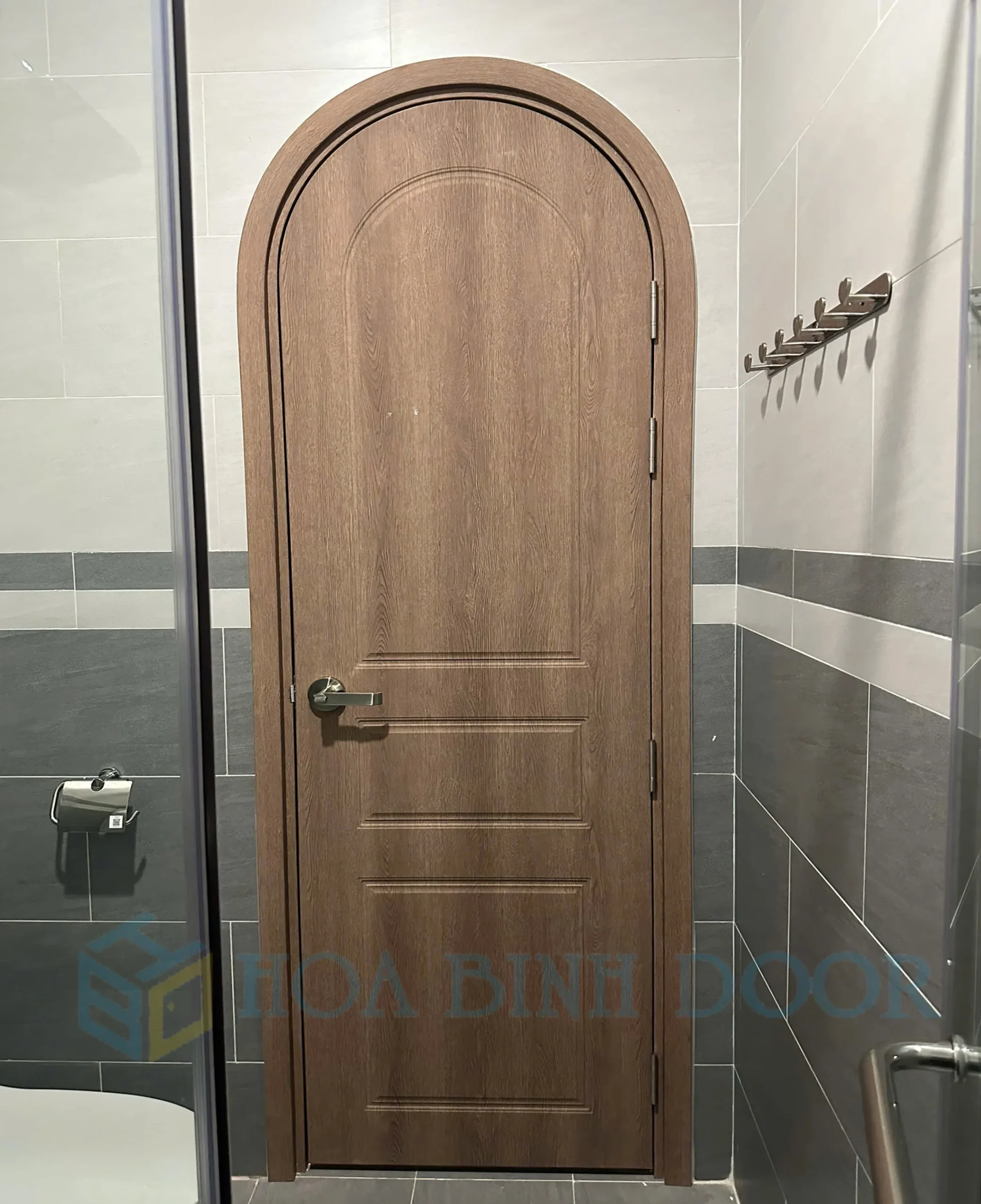 CỬA VÒM NHỰA COMPOSITE TẠI PHƯỜNG BÌNH ĐÔNG - HỒ CHÍ MINH